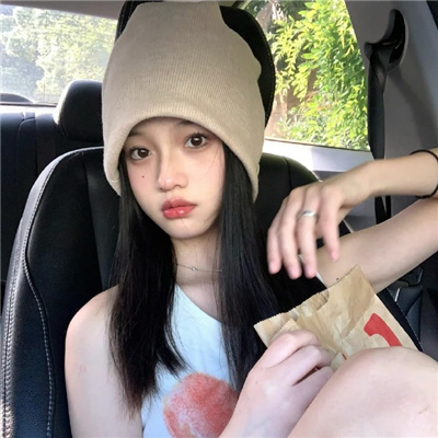 北京伴游女生丛河灵的资料